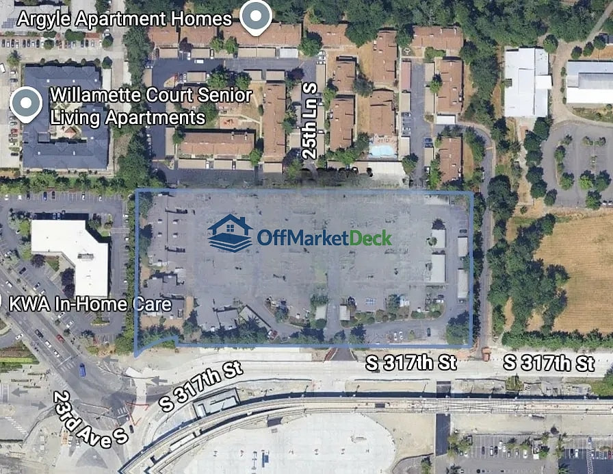 Off-market house in Federal Way, Washington — 1 bed, 1 bath, $160,000 — photo 3 of 3