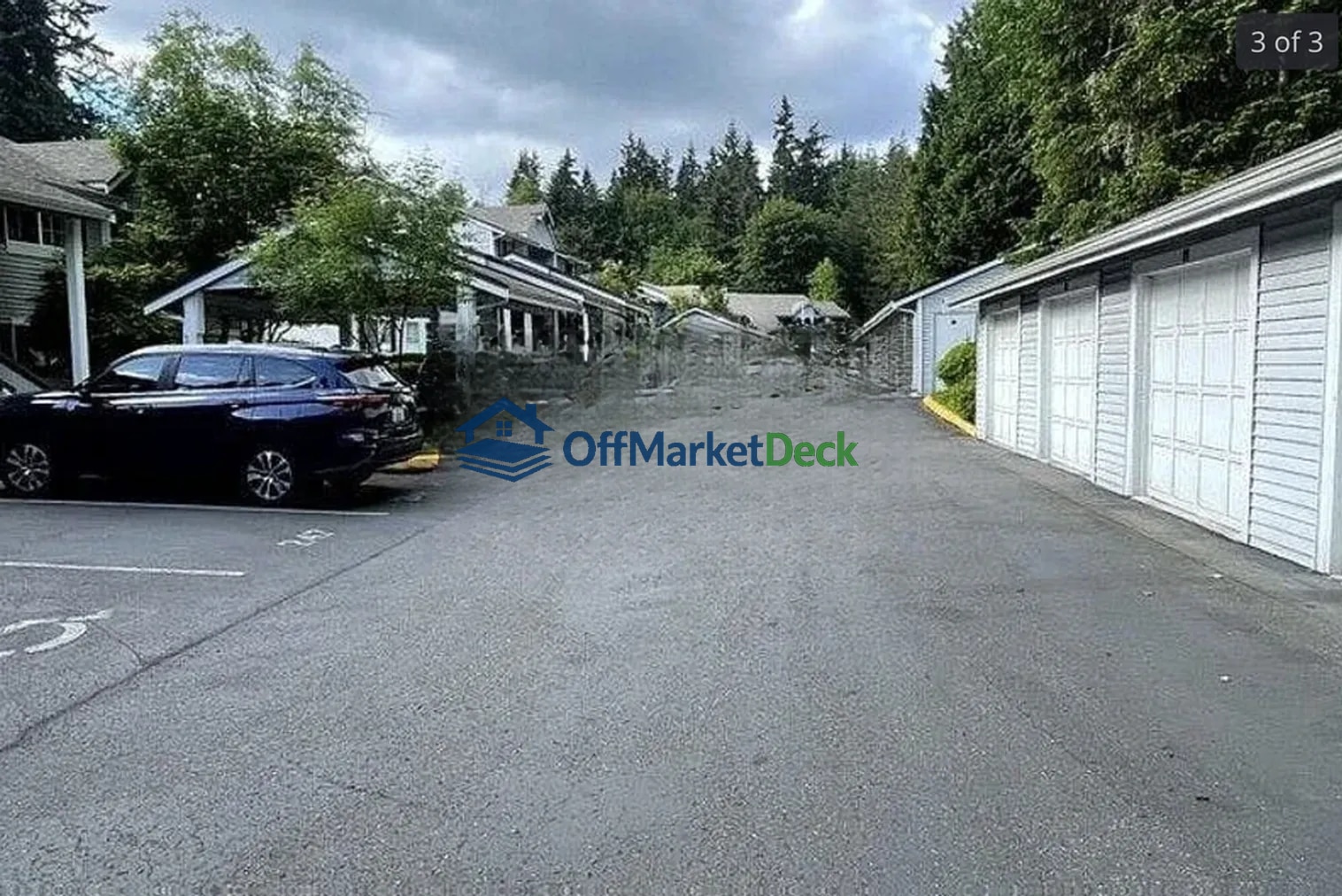Off-market house in Mountlake Terrace, Washington — 3 beds, 2 baths, $340,000 — photo 2 of 4