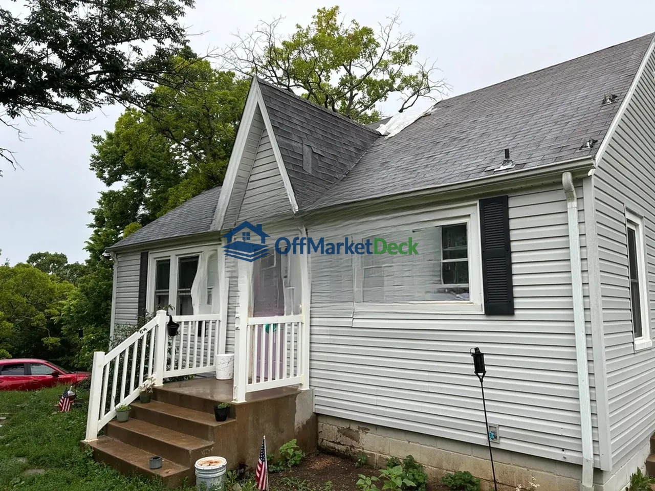 Off-market house in De Soto, Missouri — 3 beds, 1 bath, $89,900 — photo 2 of 8