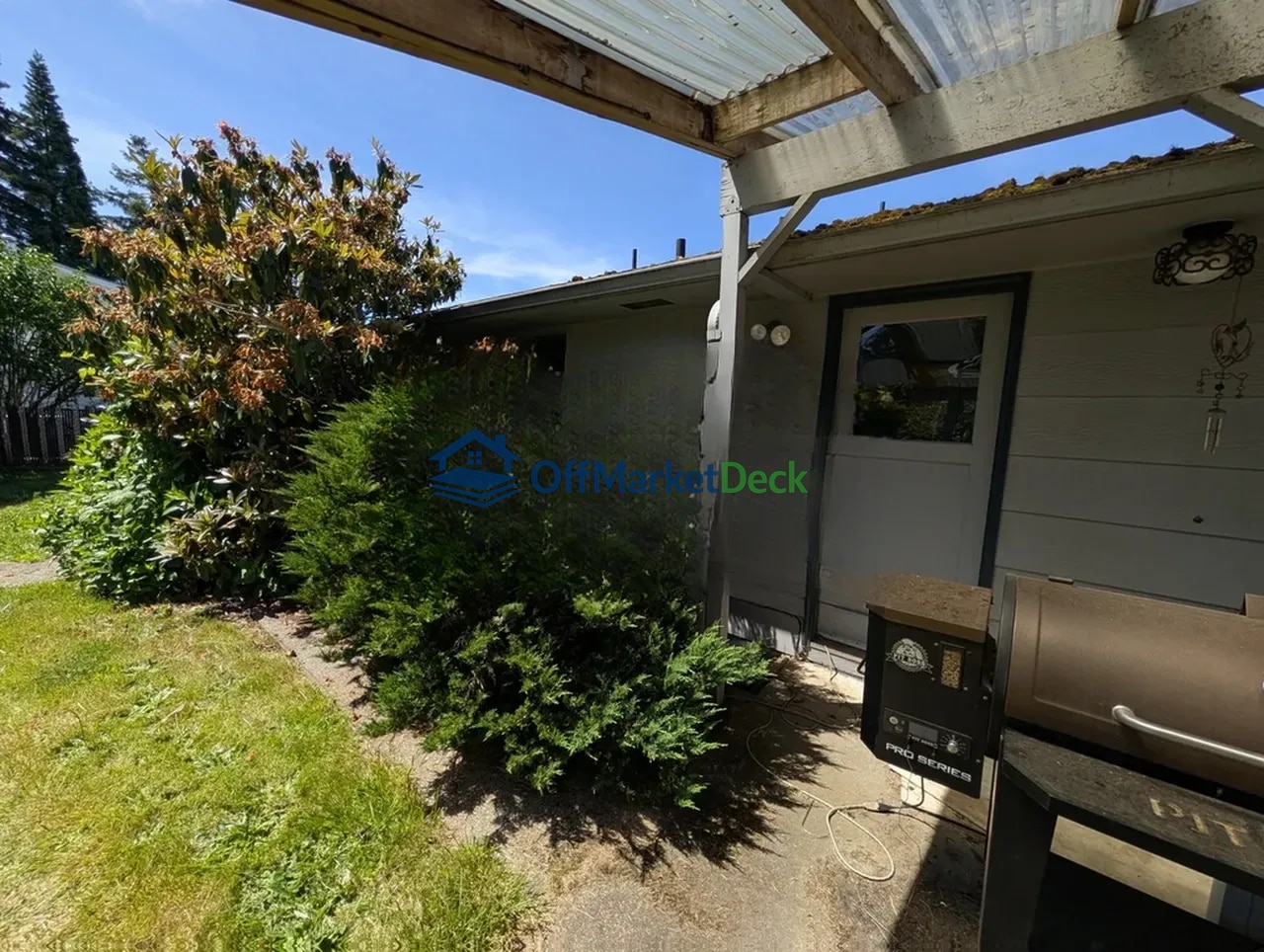 Off-market house in Puyallup, Washington — 4 beds, 2 baths, $387,900 — photo 5 of 8