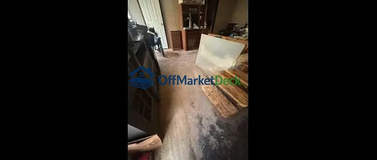 Off-market house in Quinton, Alabama — 2 beds, 1 bath, $65,000 — photo 3 of 8