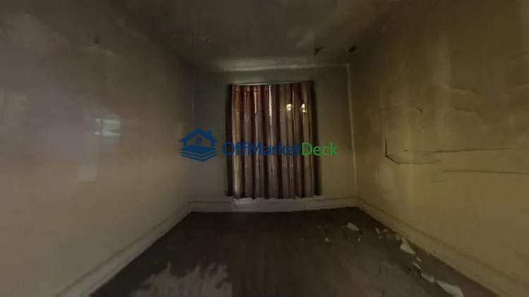 Off-market house in Selma, Alabama — 3 beds, 2 baths, $8,000 — photo 5 of 8