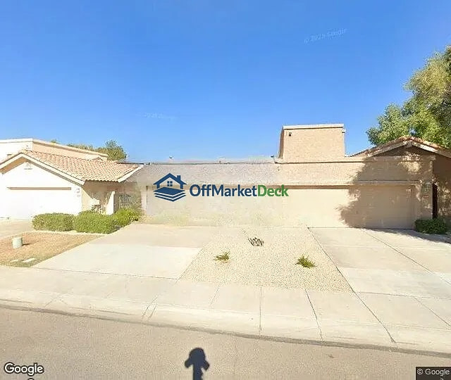 Off-market house in Chandler, Arizona — 3 beds, 2 baths, $369,000 — photo 3 of 3