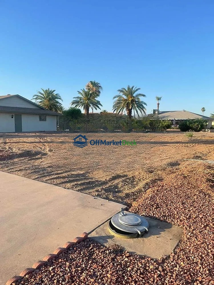 Off-market house in Sun City, Arizona — 2 beds, 1 bath, $130,990 — photo 4 of 8