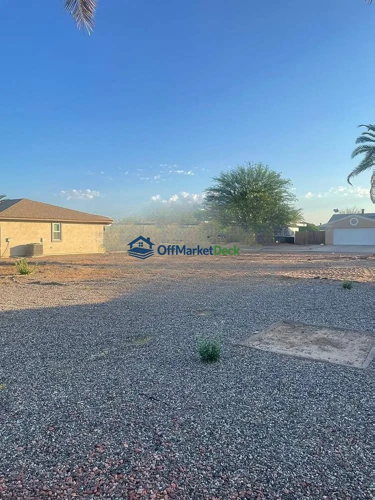 Off-market house in Sun City, Arizona — 2 beds, 1 bath, $130,990 — photo 6 of 8