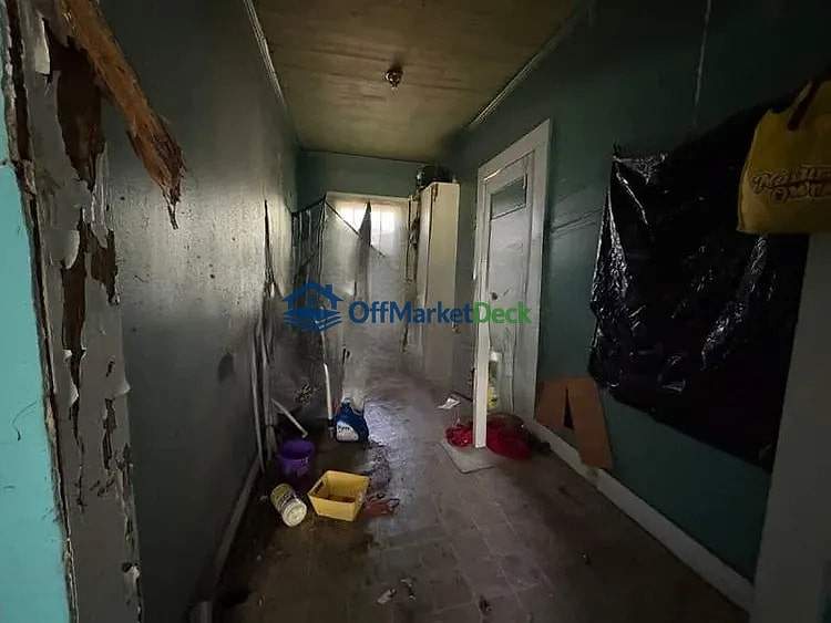 Off-market house in Bessemer, Alabama — 3 beds, 1 bath, $54,000 — photo 7 of 8