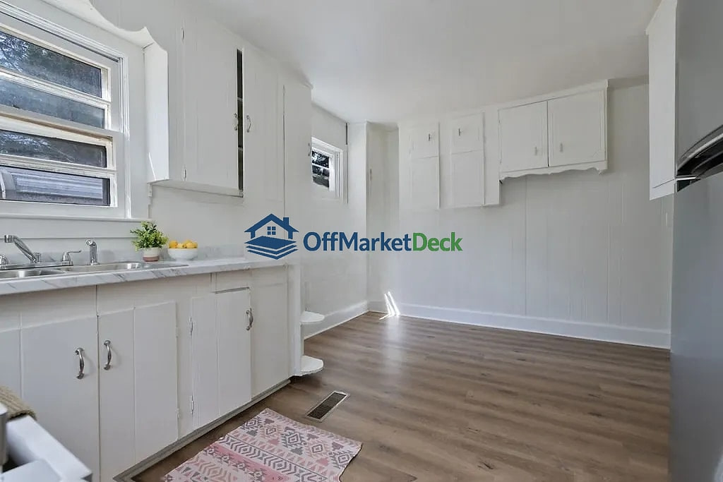 Off-market house in Williamston, South Carolina — 3 beds, 1.5 baths, $198,000 — photo 8 of 8