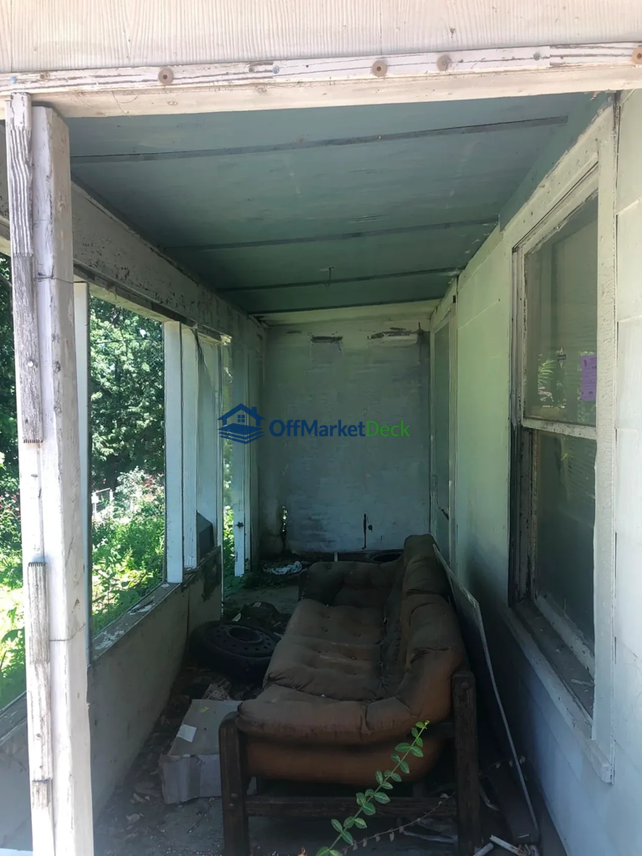 Off-market house in Kansas City, Kansas — 3 beds, 1 bath, $24,900 — photo 5 of 8