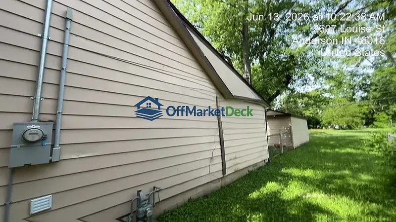 Off-market house in Anderson, Indiana — 3 beds, 1 bath, $54,900 — photo 4 of 8