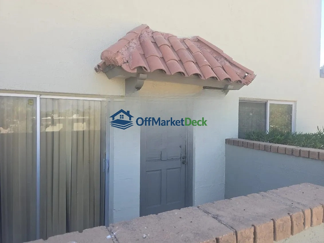 Off-market house in Fountain Hills, Arizona — 2 beds, 1.5 baths, $159,990 — photo 4 of 8