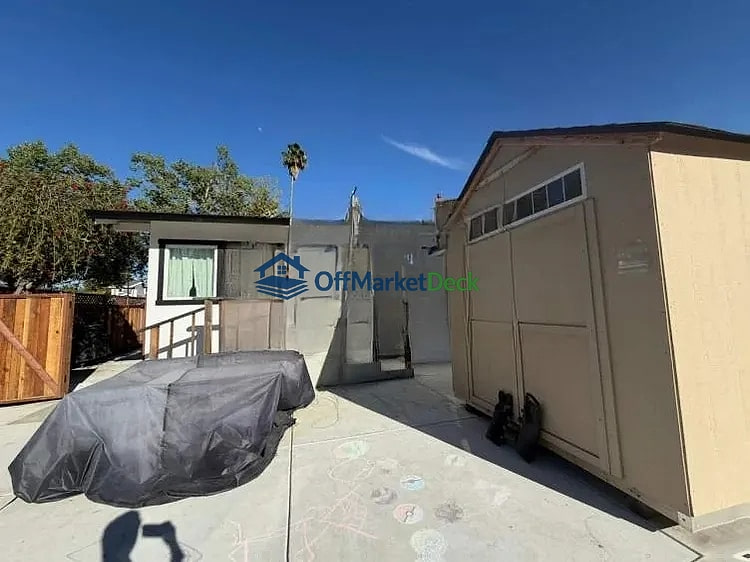 Off-market house in San Jose, California — 2 beds, 1 bath, $1,139,900 — photo 4 of 5