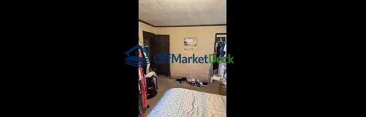 Off-market house in Marietta, Georgia — 3 beds, 2 baths, $306,400 — photo 5 of 5