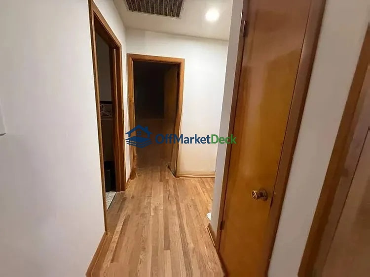 Off-market house in Noblesville, Indiana — 2 beds, 1 bath, $169,000 — photo 5 of 5
