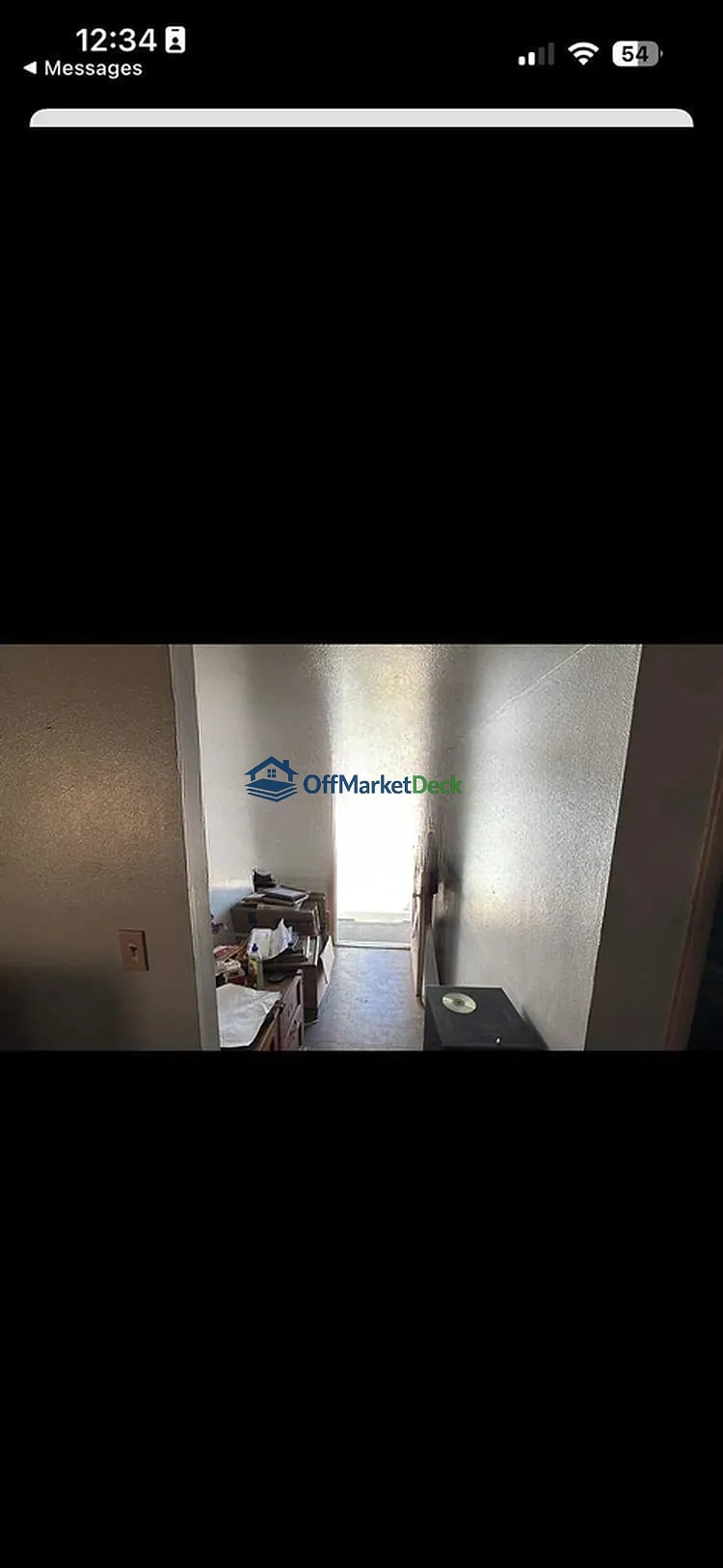 Off-market house in Phoenix, Arizona — 3 beds, 2 baths, $249,900 — photo 4 of 5
