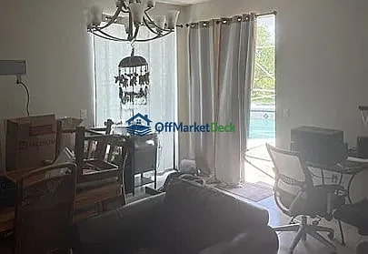 Off-market house in Port St. Lucie, Florida — 3 beds, 3 baths, $359,900 — photo 2 of 3