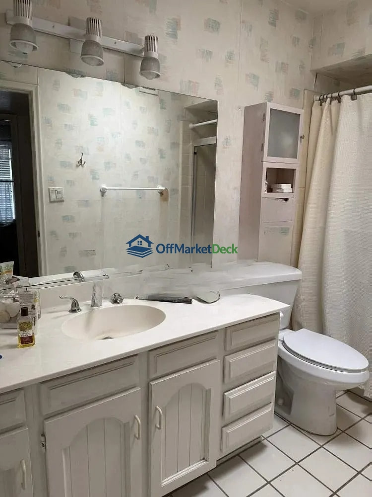 Off-market house in Scottsdale, Arizona — 4 beds, 3 baths, $809,999