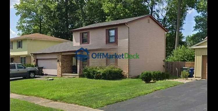 Off-market house in Columbus, Ohio — 4 beds, 2 baths, $219,999 — photo 3 of 3