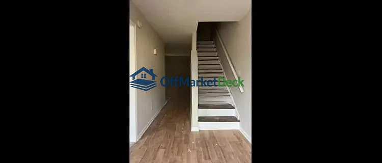 Off-market house in Raleigh, North Carolina — 3 beds, 2.5 baths, $195,000 — photo 5 of 5