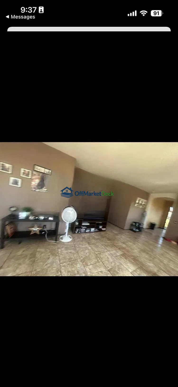 Off-market house in Phoenix, Arizona — 3 beds, 2 baths, $289,900 — photo 3 of 5