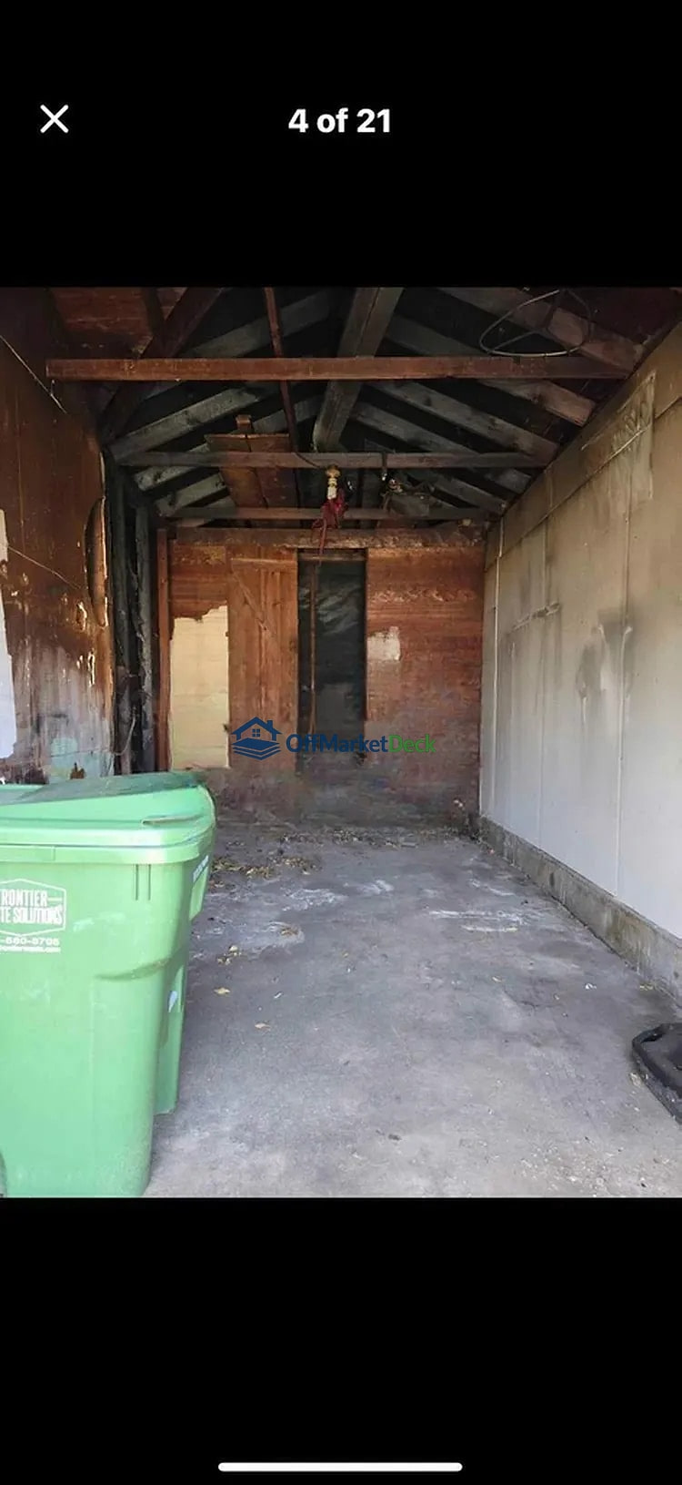 Off-market house in Mineral Wells, Texas — 2 beds, 1 bath, $55,000 — photo 2 of 5