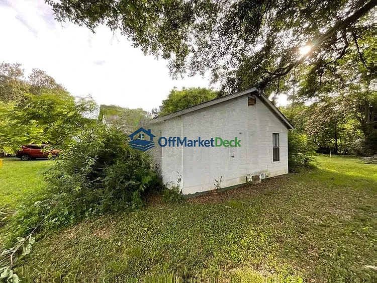 Off-market house in Summerville, Georgia — 3 beds, 1 bath, $64,000 — photo 4 of 8