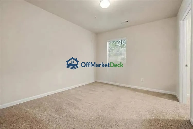 Off-market house in Fairburn, Georgia — 4 beds, 2.5 baths, $269,900 — photo 3 of 5