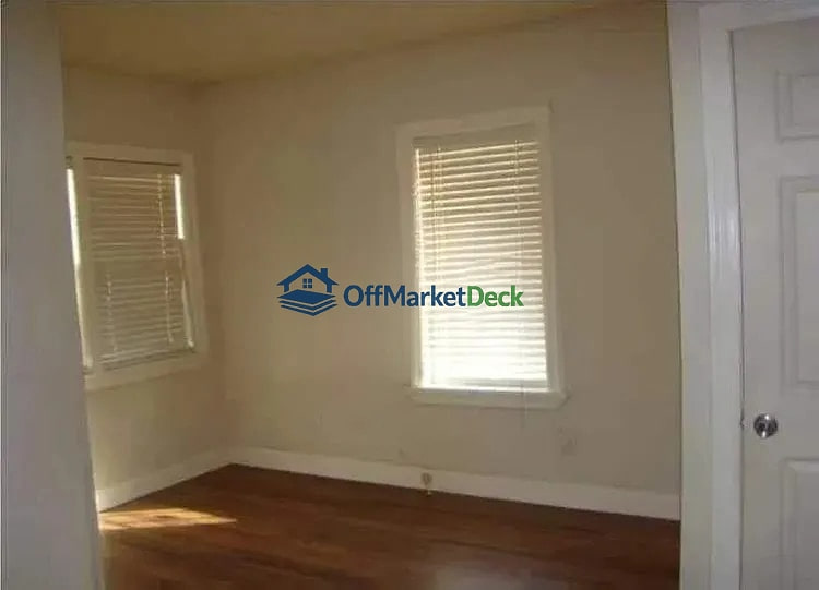 Off-market house in Baton Rouge, Louisiana — 3 beds, 1 bath, $42,500 — photo 4 of 5