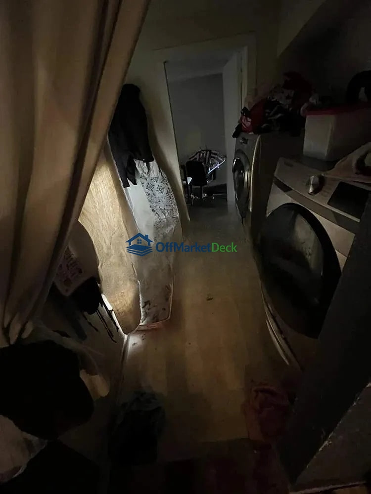 Off-market house in Dallas, Texas — 4 beds, 1 bath, $155,000 — photo 5 of 5