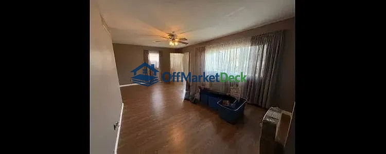 Off-market house in Greenfield, Indiana — 3 beds, 2 baths, $145,000 — photo 3 of 3