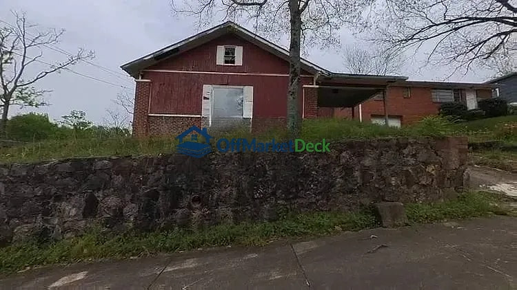 Off-market house in Birmingham, Alabama — 3 beds, 1 bath, $33,700