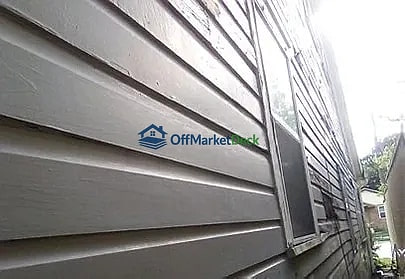 Off-market house in New Orleans, Louisiana — 4 beds, 2 baths, $75,000 — photo 6 of 8