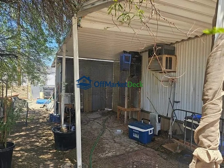 Off-market house in Bullhead City, Arizona — 2 beds, 1 bath, $53,200 — photo 7 of 8