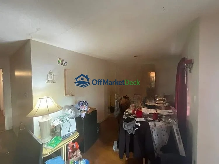 Off-market house in Gadsden, Alabama — 4 beds, 1 bath, $134,900 — photo 5 of 8