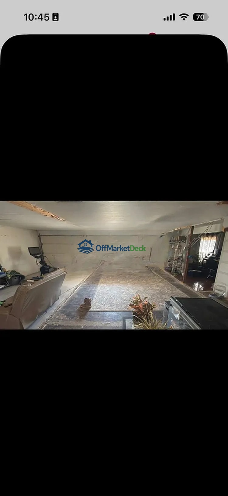 Off-market house in Phoenix, Arizona — 3 beds, 2 baths, $350,000 — photo 4 of 8
