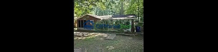 Off-market house in Atlanta, Georgia — 3 beds, 2 baths, $175,000 — photo 4 of 8