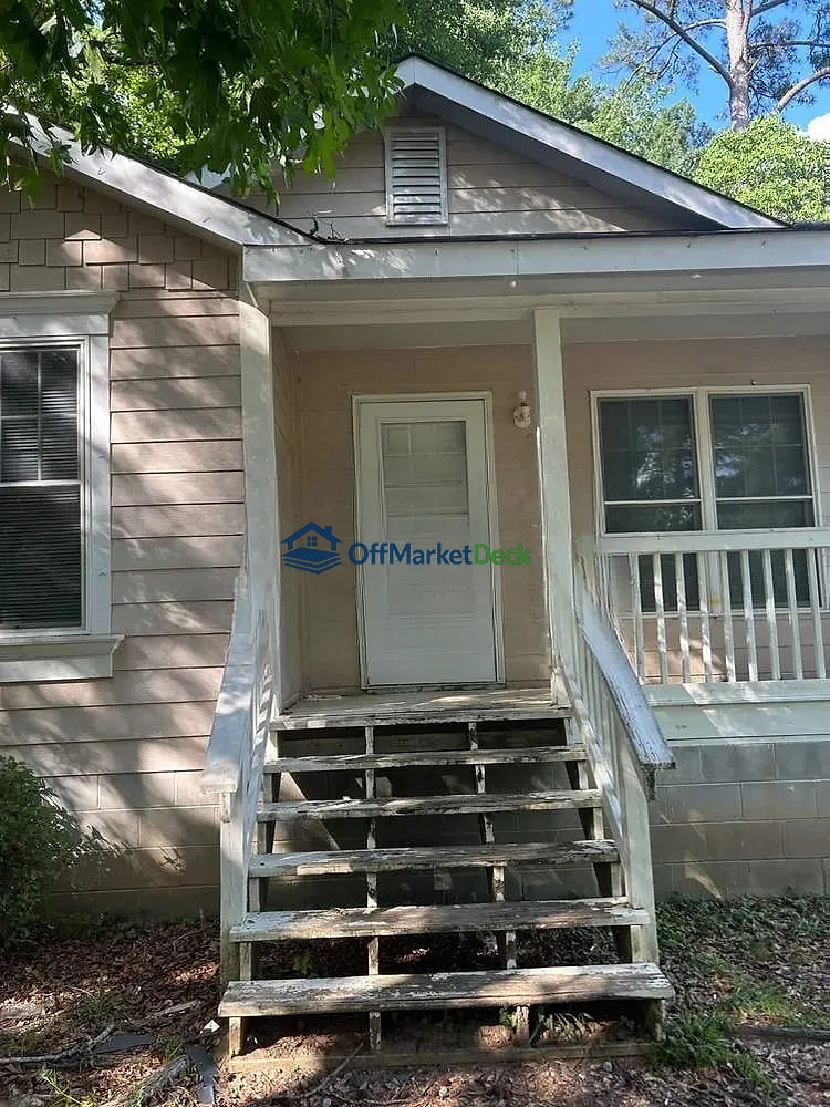 Off-market house in Milledgeville, Georgia — 3 beds, 1 bath, $62,600 — photo 6 of 8