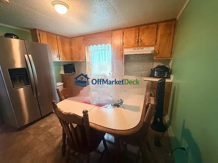 Off-market house in Madison, Alabama — 2 beds, 1 bath, $144,200 — photo 2 of 8