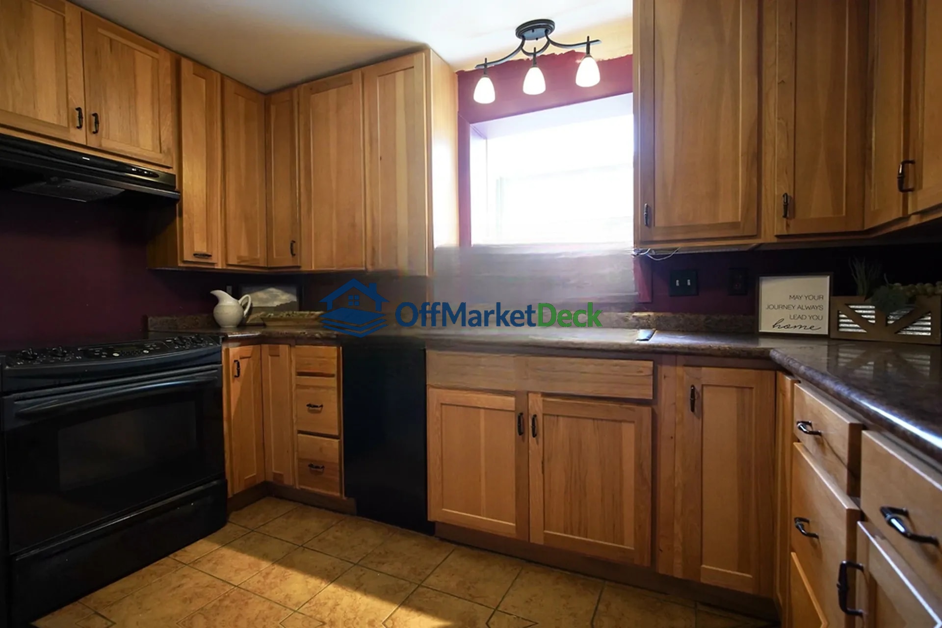 Off-market house in Casper, Wyoming — 2 beds, 1 bath, $190,000 — photo 2 of 8