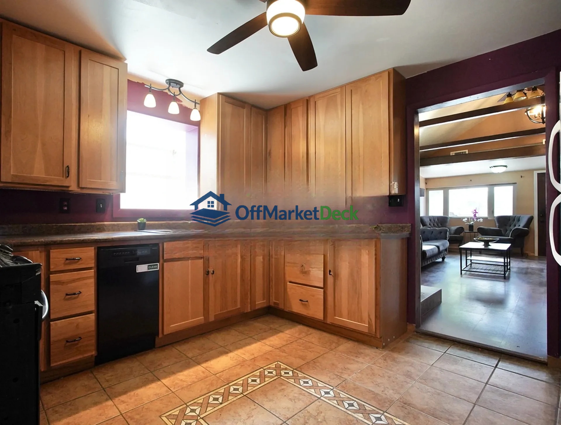 Off-market house in Casper, Wyoming — 2 beds, 1 bath, $190,000 — photo 3 of 8