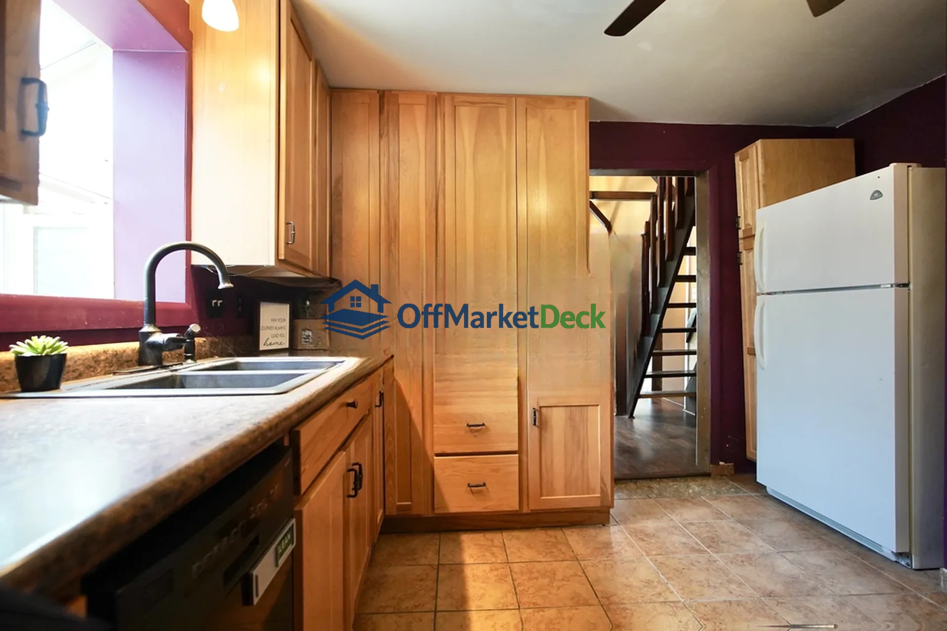 Off-market house in Casper, Wyoming — 2 beds, 1 bath, $190,000 — photo 4 of 8