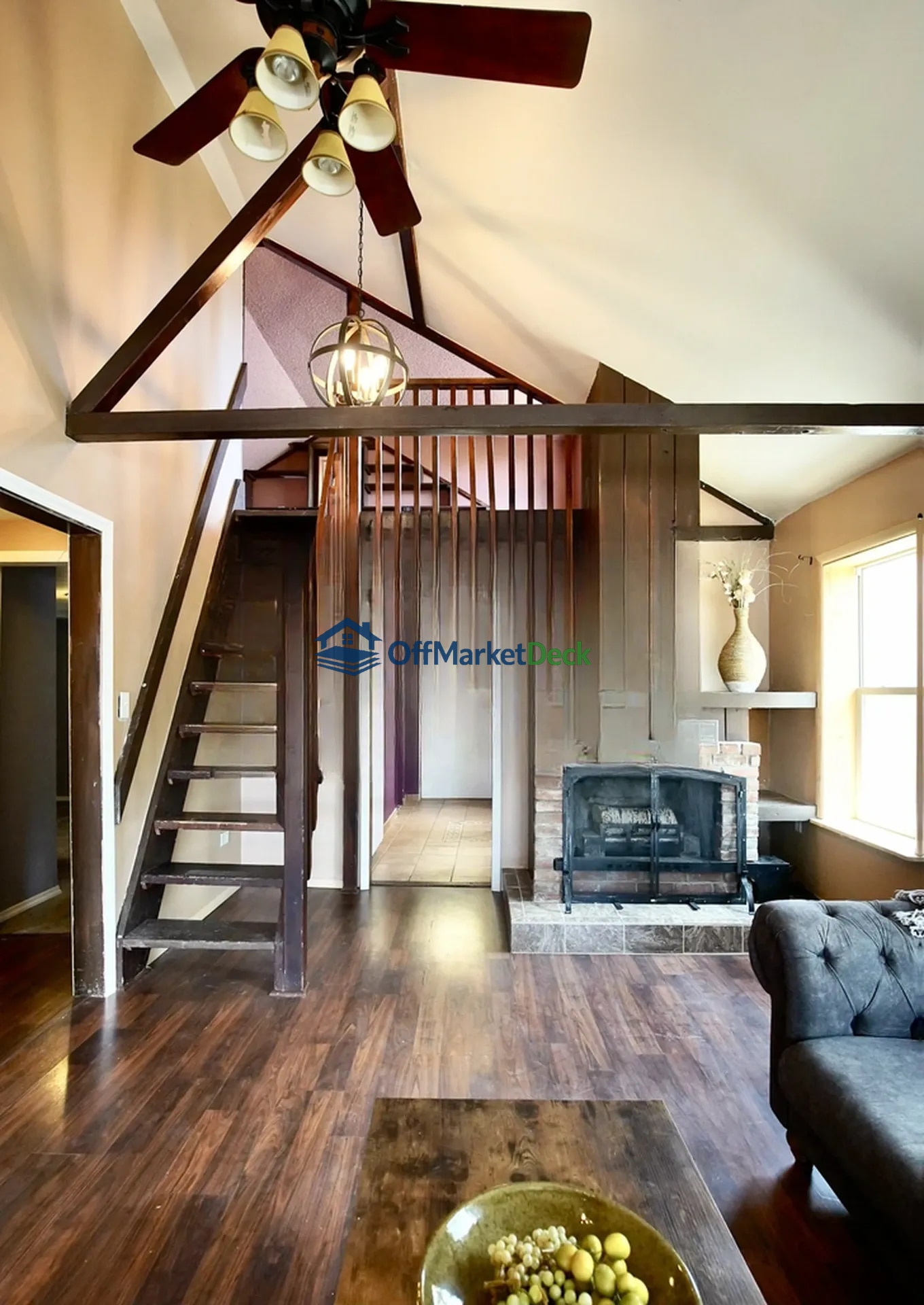 Off-market house in Casper, Wyoming — 2 beds, 1 bath, $190,000 — photo 8 of 8