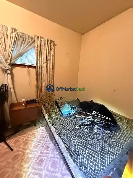 Off-market multi family in Cleveland, Ohio — 4 beds, 2 baths, $65,000 — photo 6 of 8