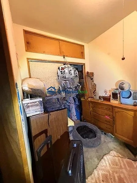 Off-market multi family in Cleveland, Ohio — 4 beds, 2 baths, $65,000 — photo 4 of 8