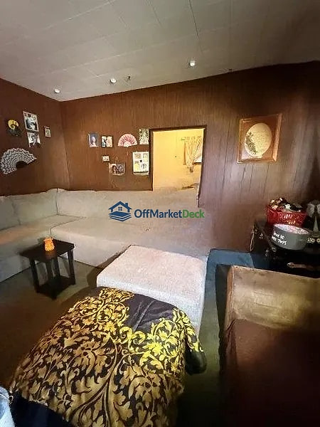 Off-market multi family in Cleveland, Ohio — 4 beds, 2 baths, $65,000 — photo 8 of 8