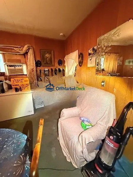 Off-market multi family in Cleveland, Ohio — 4 beds, 2 baths, $65,000