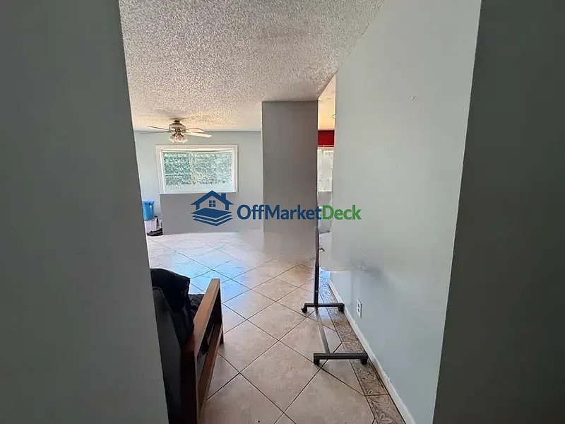 Off-market house in San Jose, California — 4 beds, 2 baths, $1,249,900 — photo 8 of 8