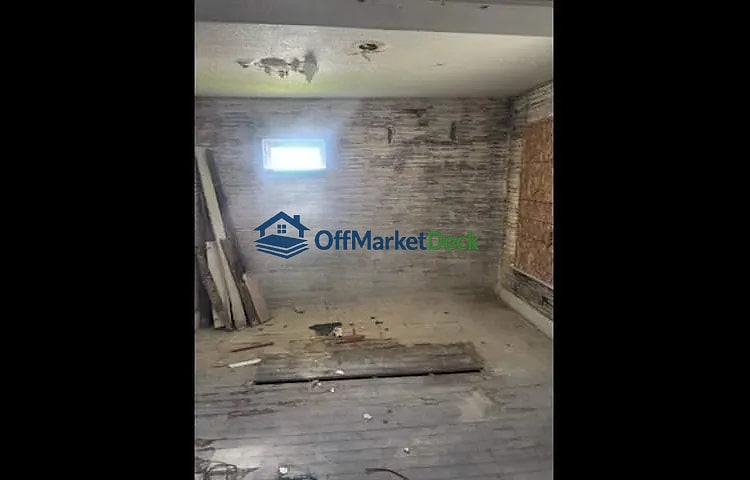 Off-market house in Toledo, Ohio — 4 beds, 1 bath, $35,000 — photo 8 of 8