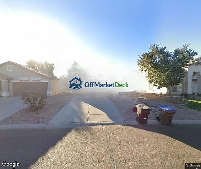 Off-market house in San Tan Valley, Arizona — 3 beds, 2 baths, $293,000