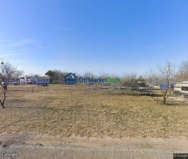 Off-market house in Abilene, Texas — 3 beds, 2 baths, $75,500 — photo 3 of 3
