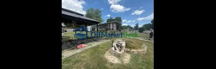 Off-market house in Roanoke, Virginia — 3 beds, 2 baths, $94,000 — photo 3 of 8
